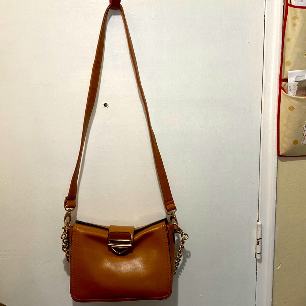 CHENSON crossover body bag